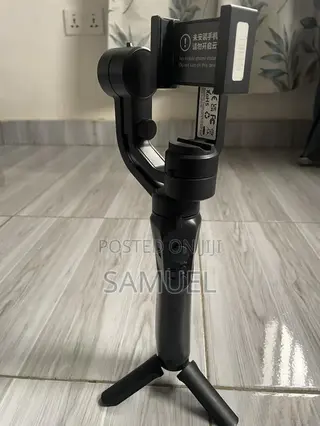 3-Axis Smartphone Gimbal Stabilizer – Good Condition