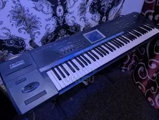Korg Triton Extreme 76keys Keyboard