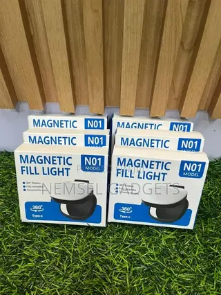 N01 Magnetic 360° Rotating Portable Phone Fill Light