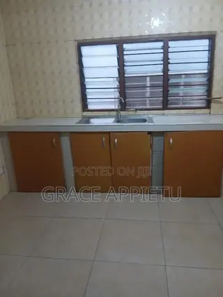 3bdrm Apartment in Owner'S Key, Accra Metropolitan for rent
