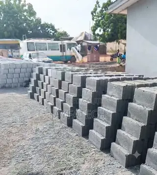 On-Site Block Moulding