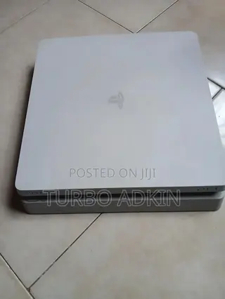 PS4 Slim 1TB