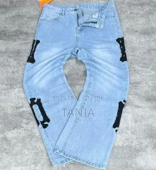 Baggie Jeans Available