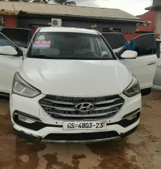 Hyundai Santa Fe 2017 White