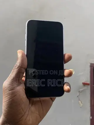 Apple iPhone 11 64 GB Purple