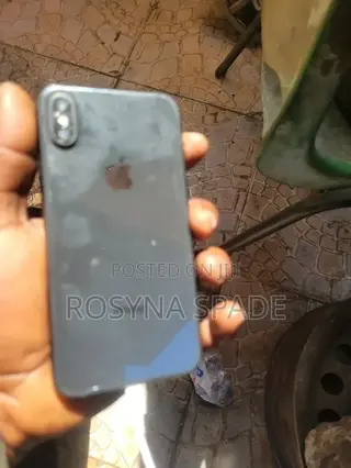 Apple iPhone X 64 GB Black
