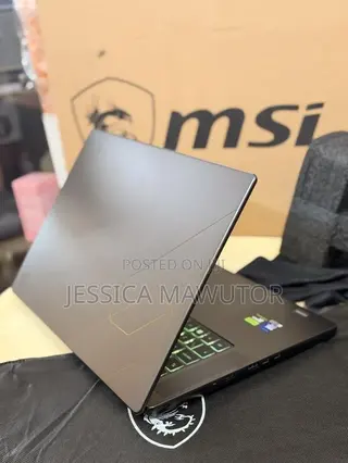 New Laptop MSI 32GB Intel Core Ultra 9 SSD 1T