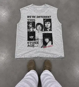 Graphic Armless T