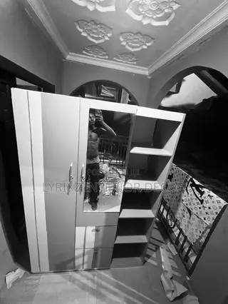 Wardrobe (Indoor)