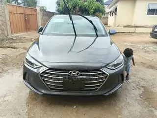 Hyundai Elantra 2018 Black