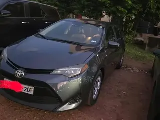 Toyota Corolla L 4dr Sedan (1.8L 4cyl CVT) 2017 Gray