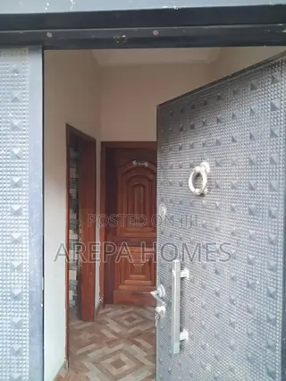1bdrm Apartment in Arepa Homes, Zongo Junction for rent