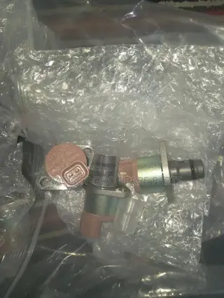 Nissan Frontier Fuel Pressure Regulator Valve Original