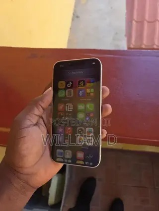 Apple iPhone 13 128 GB White