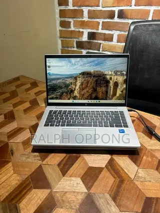Laptop HP EliteBook 840 G8 8GB Intel Core i7 SSD 256GB