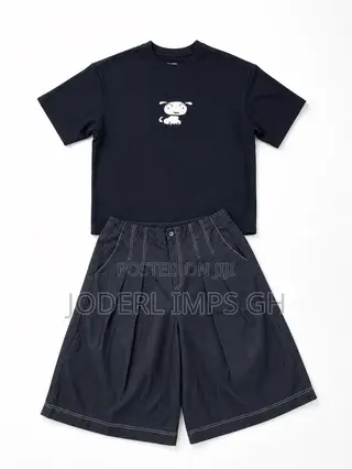 Cropped Tee + Baggy Jorts