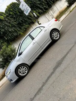 Toyota Corolla 2010 Silver