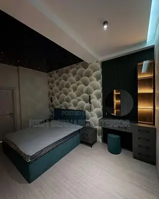 Modern Queen Size Bed + Dresser Set