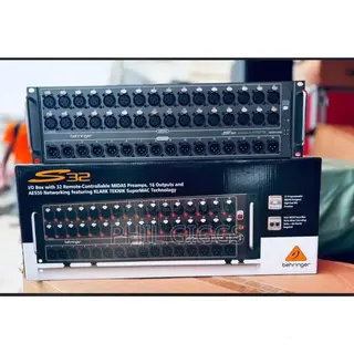 Behringer S32 Dl32 Stage Box