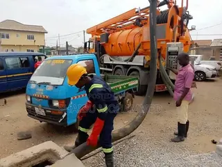 5ws Waste Management Service or Toilet Puller