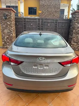 Hyundai Elantra 2016 Gray