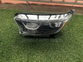 2017-2022 Honda CRV Headlight Pair