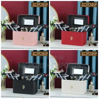 Make Up Box