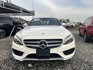 Mercedes-Benz C400 4Matic AWD Sedan (3.0L V6 7A) 2015 White