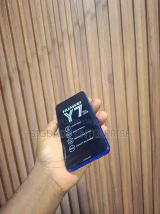 New Huawei Y7 Pro (2019) 128 GB Blue