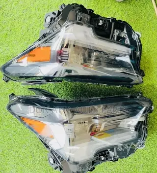 Toyota Tacoma 2024 Normal Headlights Available! Autoparts Bodø