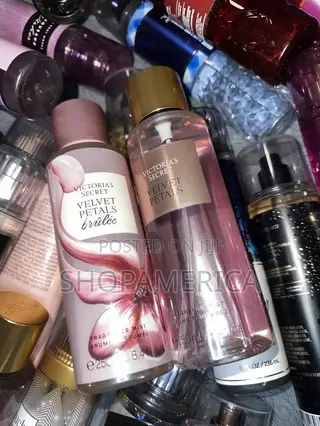 Velvet Petals (Victoria Secret)