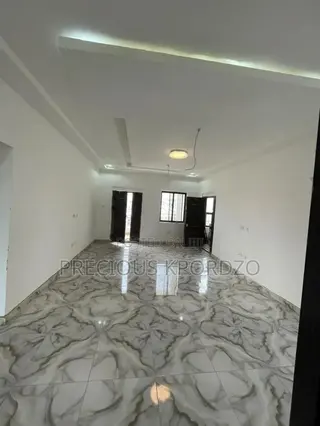 2bdrm Apartment in Lakeside Estate for rent