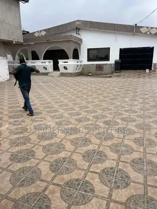 3bdrm House in Modern Properties, GREDA Estate for rent