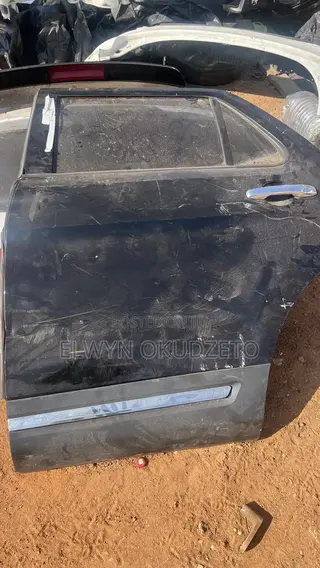 2018 Ford Explorer Doors