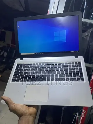 Laptop Asus 4GB Intel HDD 500GB