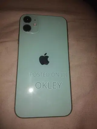 New Apple iPhone 11 128 GB Blue