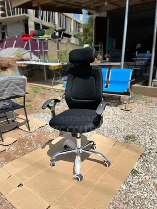 Office Chair With Adjustable Headrest