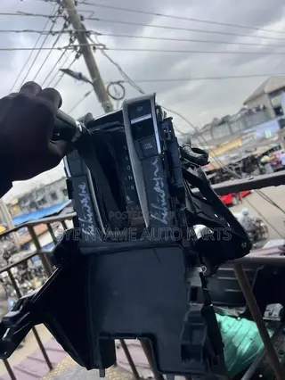 Honda Civic 2016 / 2012 Gear Selector or Gear Shift