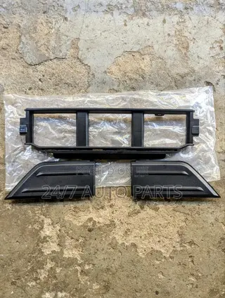 Front Bumper Grille Panel Trim Ford F150 21- 24