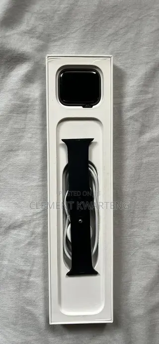 Apple Watch Series 7 45mm-Titanium (Gps+Cellular)