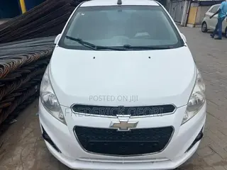 Chevrolet Spark 1LT 4dr Hatchback (1.2L 4cyl CVT) 2015 White