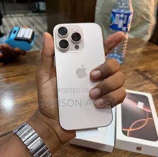 New Apple iPhone 16 Pro Max 256 GB Gold