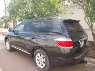 Toyota Highlander Limited 2011 Black