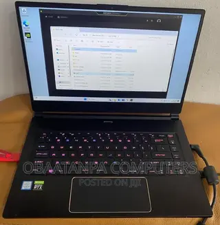 Laptop MSI GS65 Stealth Thin 8RE 16GB Intel Core I9 SSD 512GB