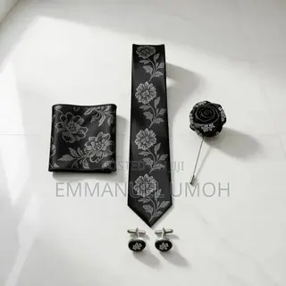 Flying Tie With Pocket Kerchief, Cufflinks and Brooch