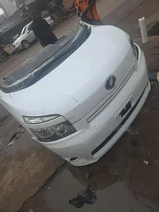 Toyota Voxy Dashboard Cut