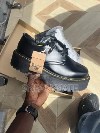 Dr. Martens Classic Men’S Fashion Shoe