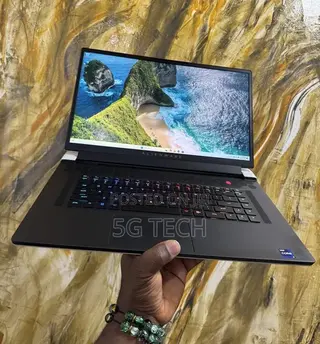 Laptop Alienware X17 R2 24GB Intel Core i9 SSD 1T