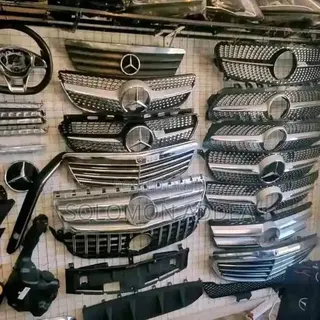 Mercedes-Benz Diamond-Style (Pinnacle/Starlight) Front Radiator Grille