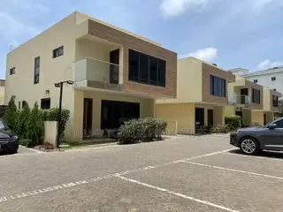 3bdrm Townhouse / Terrace in Lagos Avenue, East Legon for rent